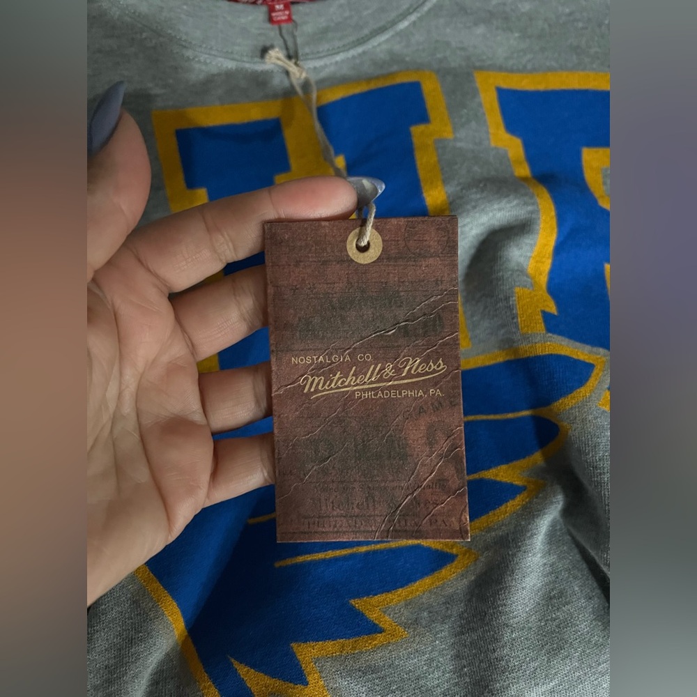 NWT: Mitchell & Ness Woman’s St. Louis Blues long sleeve Tee - Picture 7 of 7